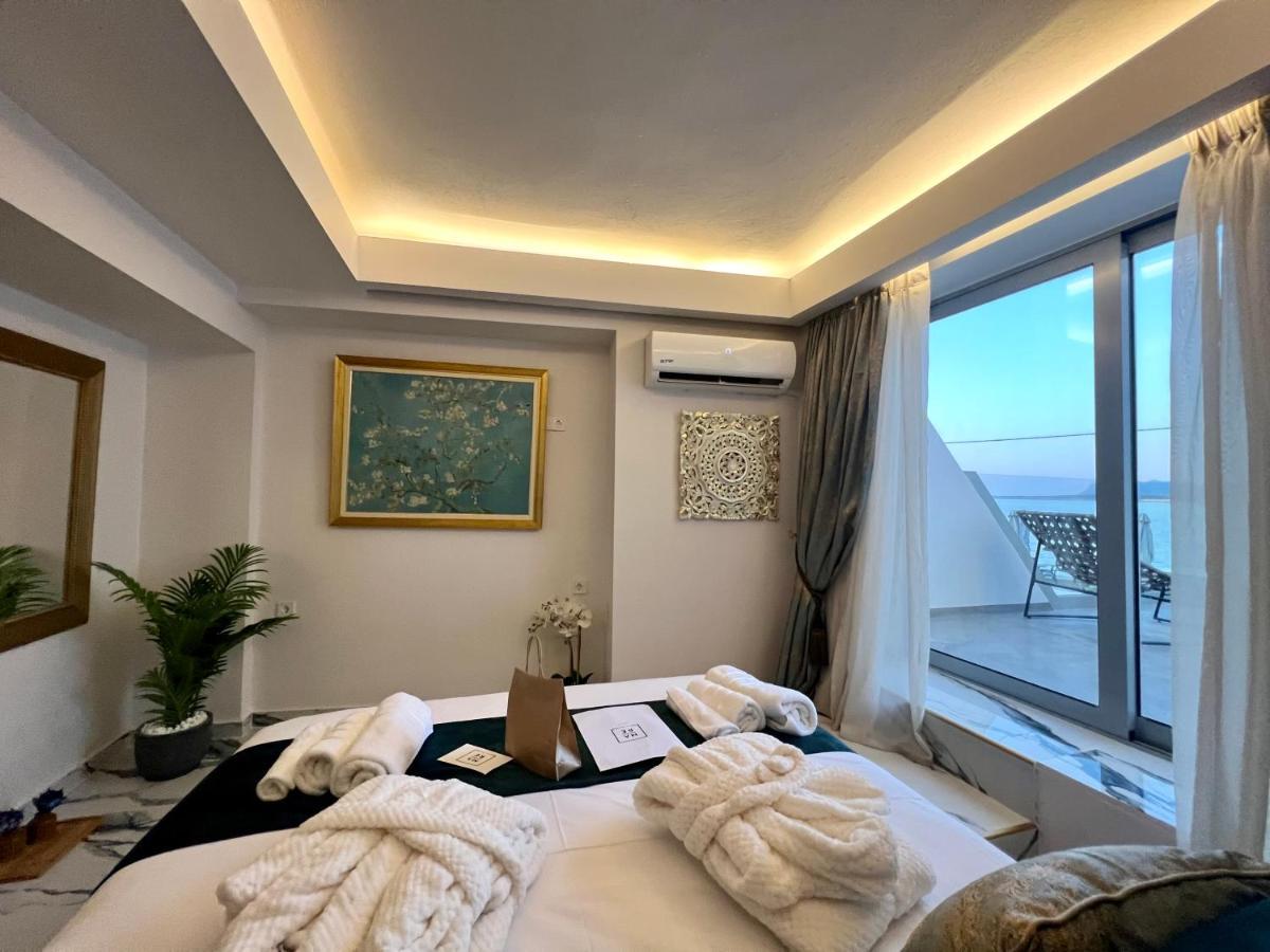 Mare Suites 3 Chrissi Akti Chania Exterior foto