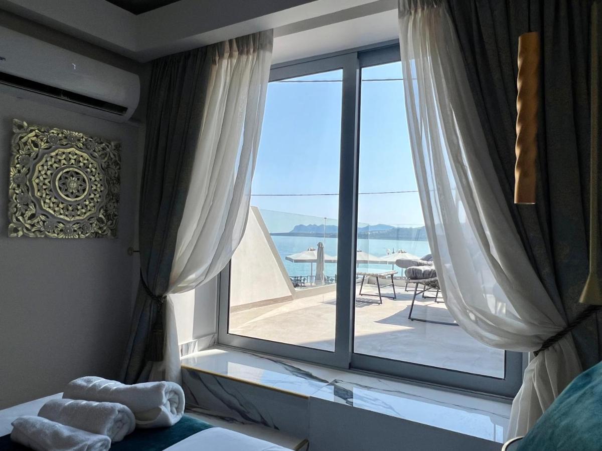 Mare Suites 3 Chrissi Akti Chania Exterior foto