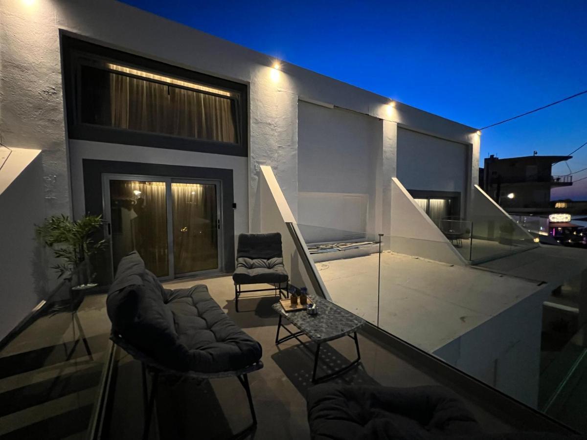 Mare Suites 3 Chrissi Akti Chania Exterior foto