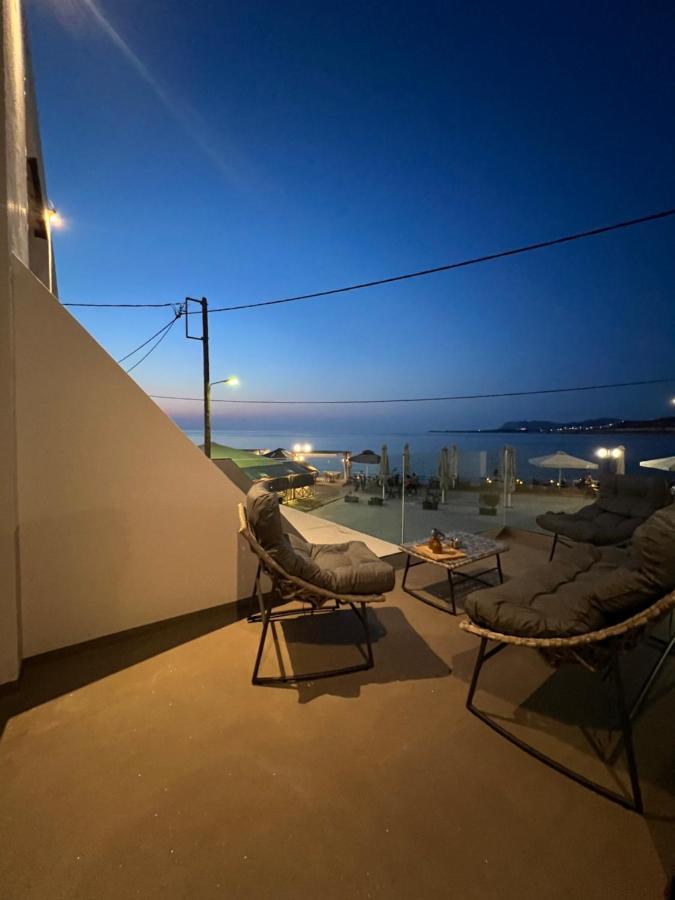 Mare Suites 3 Chrissi Akti Chania Exterior foto