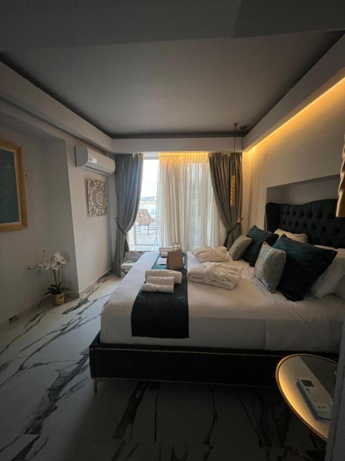 Mare Suites 3 Chrissi Akti Chania Exterior foto