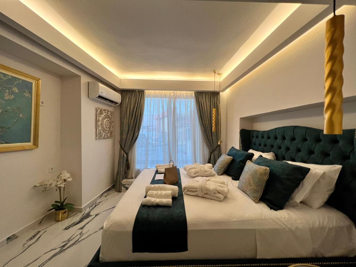 Mare Suites 3 Chrissi Akti Chania Exterior foto