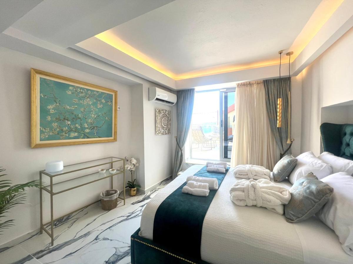 Mare Suites 3 Chrissi Akti Chania Exterior foto