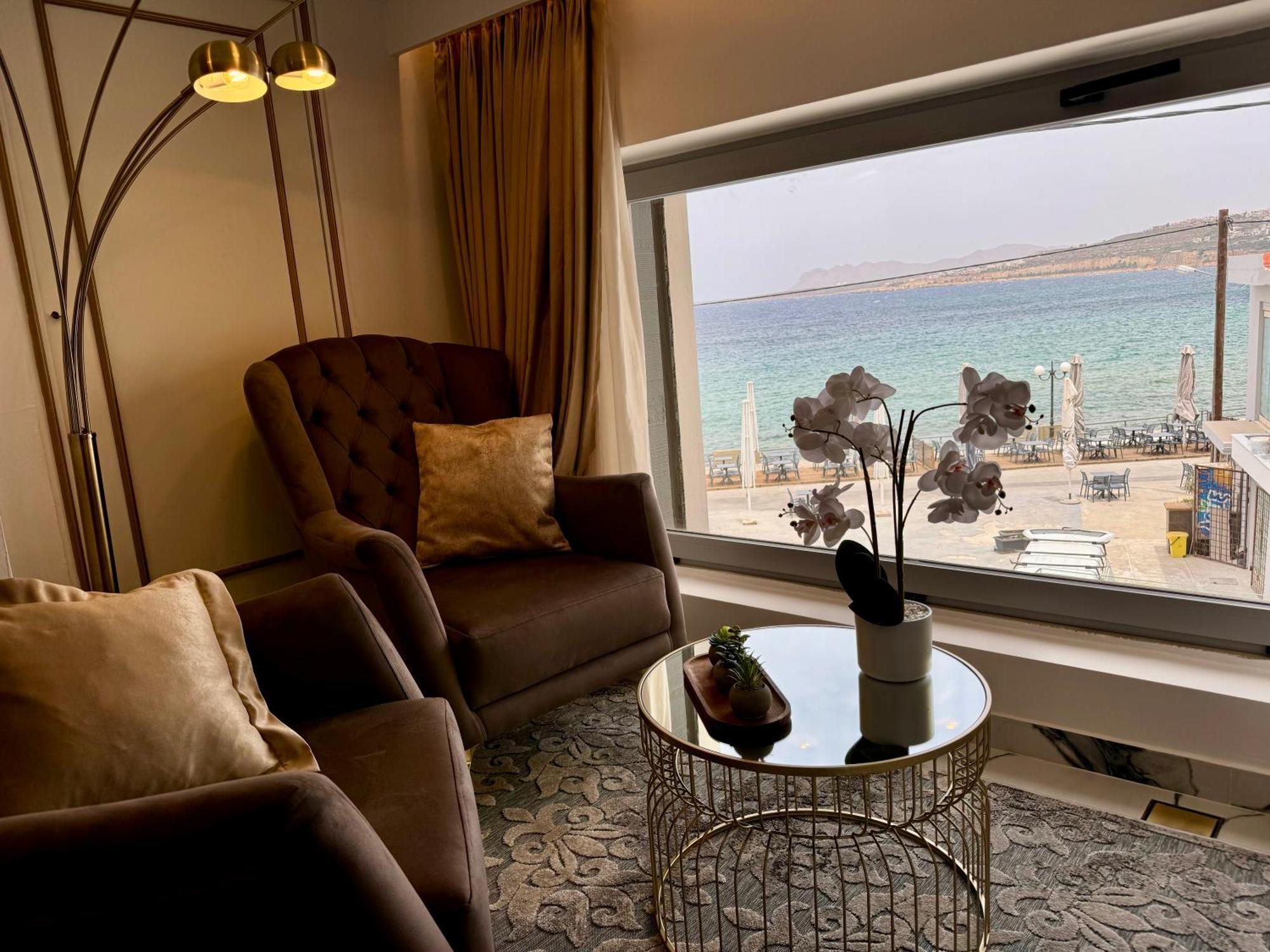 Mare Suites 3 Chrissi Akti Chania Exterior foto